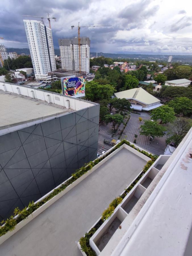 אפרטהוטל Inspiria Davao City מראה חיצוני תמונה